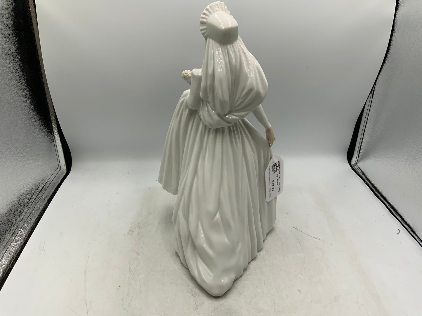 NAO by Lladro My Day - Bride