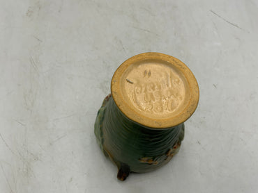 Sm Roseville Bushberry Vase