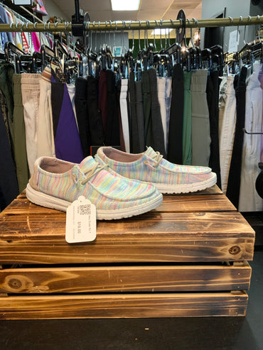 Hey Dude Sz 7 - Call when purchasing to confirm pair