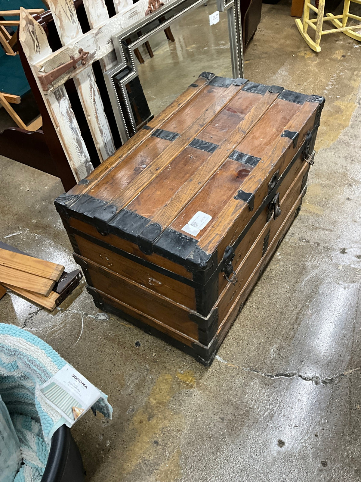 Wood Trunk
