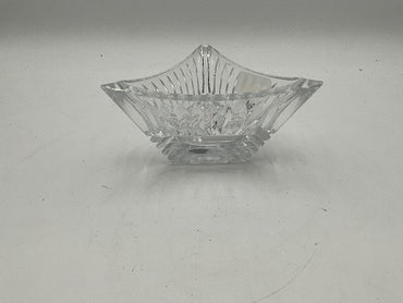 Mikasa Triangle Dish