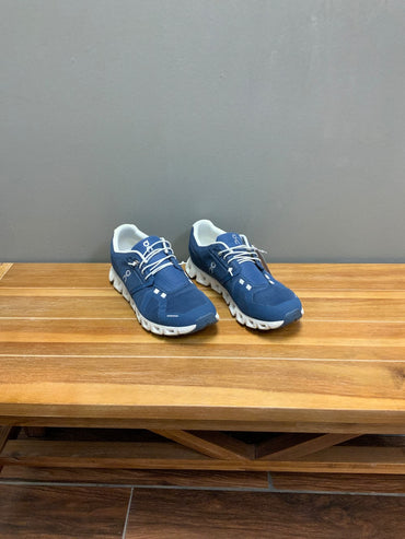 On Running Shoes Sz. 9.5