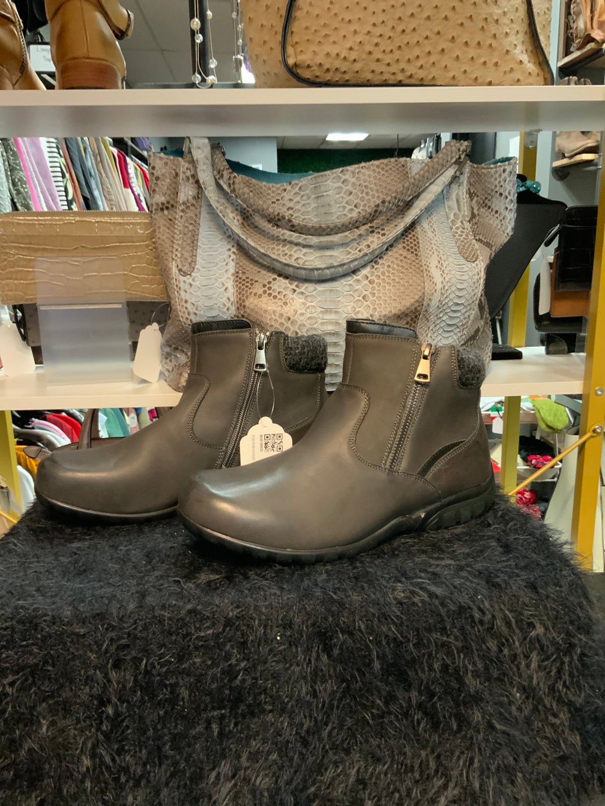 Propet Boot Sz 8.5