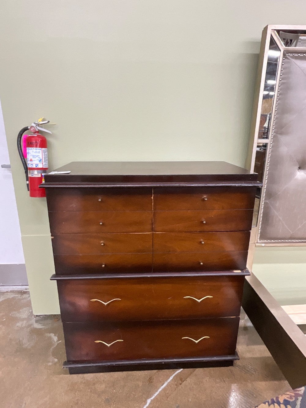 Vintage Chest Of Drawers