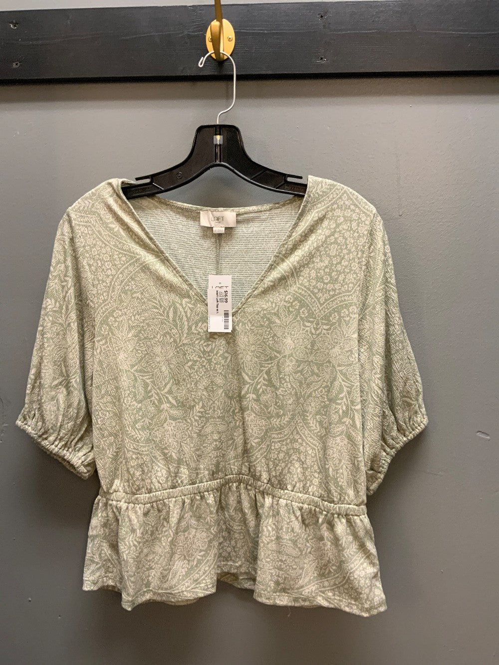 NWT Loft Top sz L