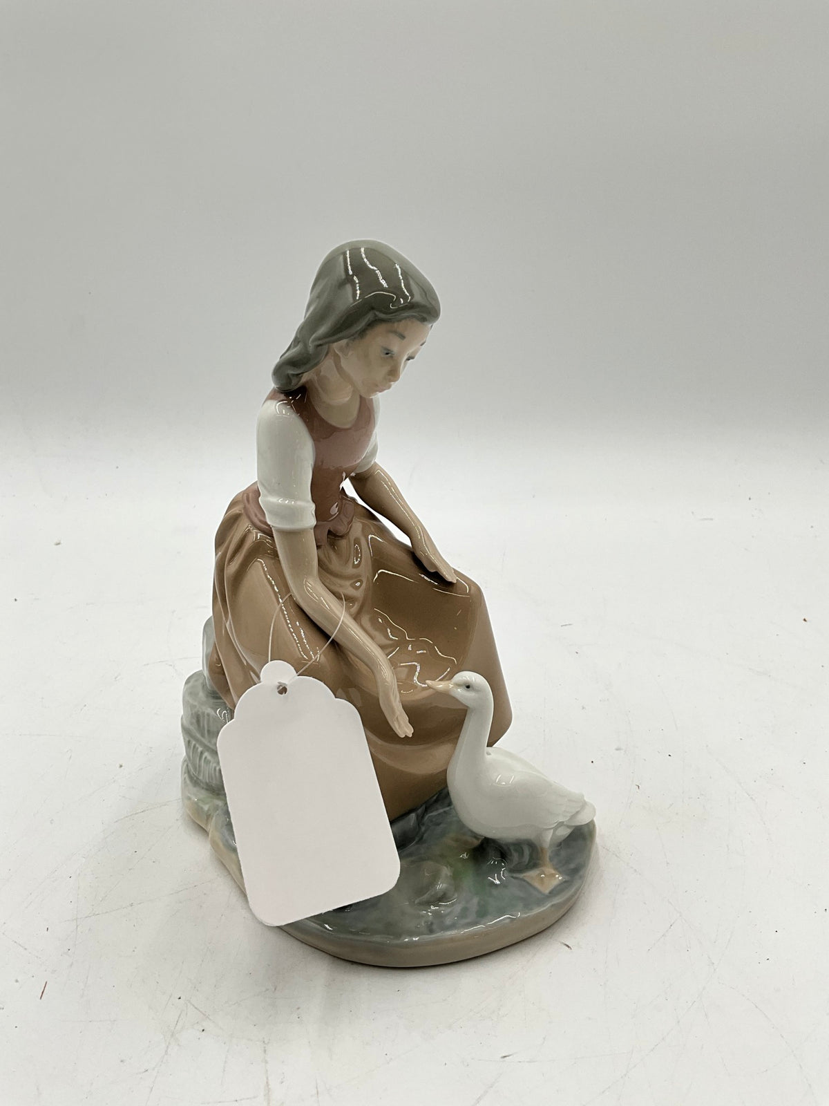 Lladro Gril W/Duck