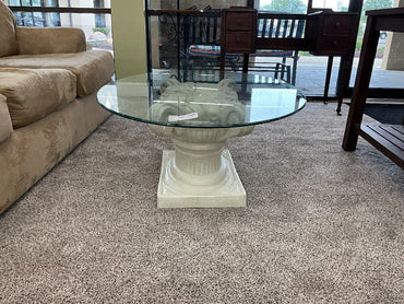 Oval Pedestal End Table