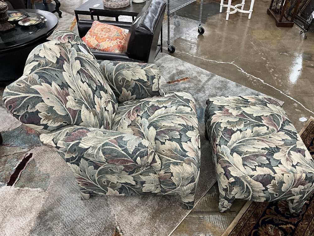 Seally Floral Accent Chair w Ottoman