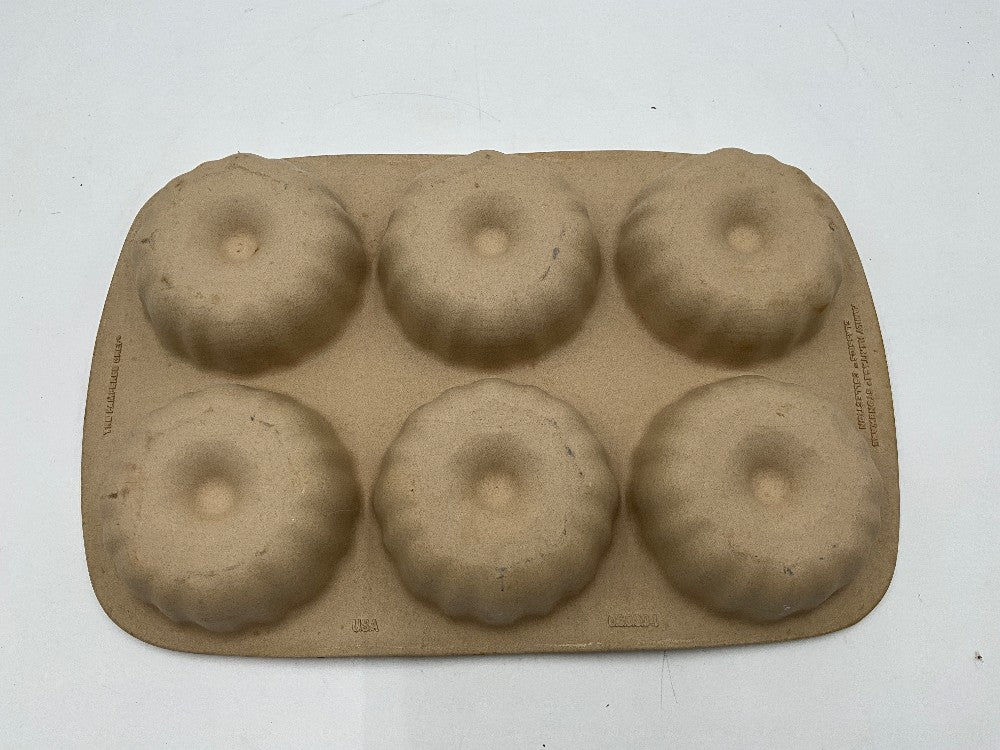 Pampered Chef Bundt Cake Pan