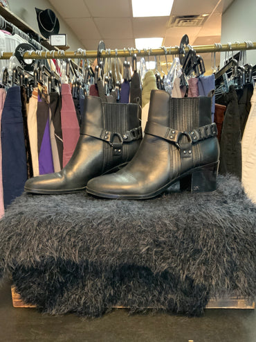 Sam Edelman Booties Sz 9