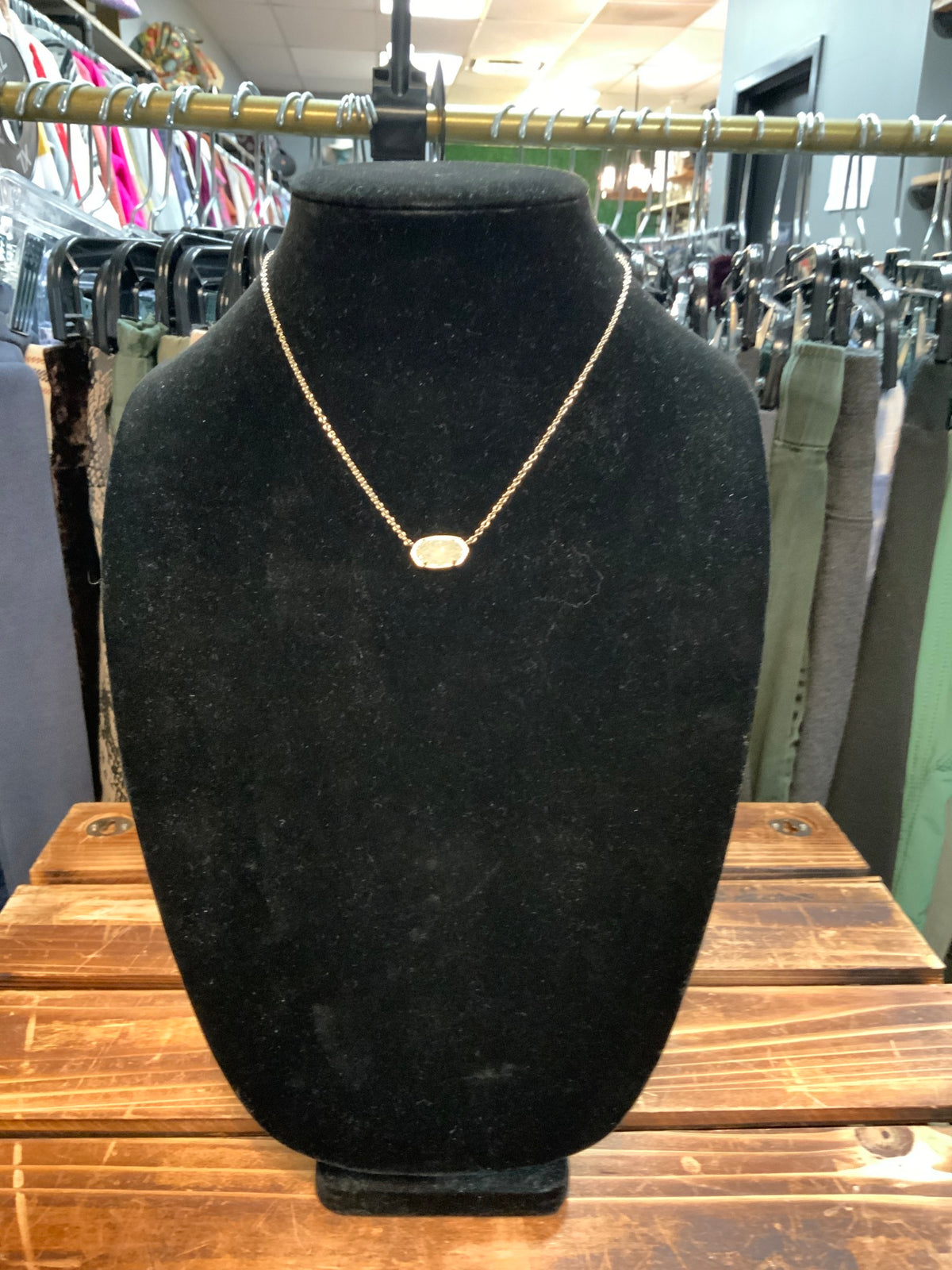 Kendra Scott Necklace