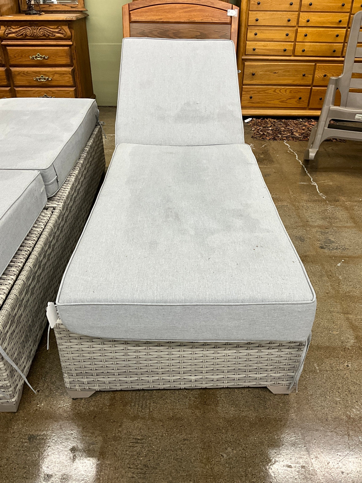 Outdoor Lounge Chair w/Cushion