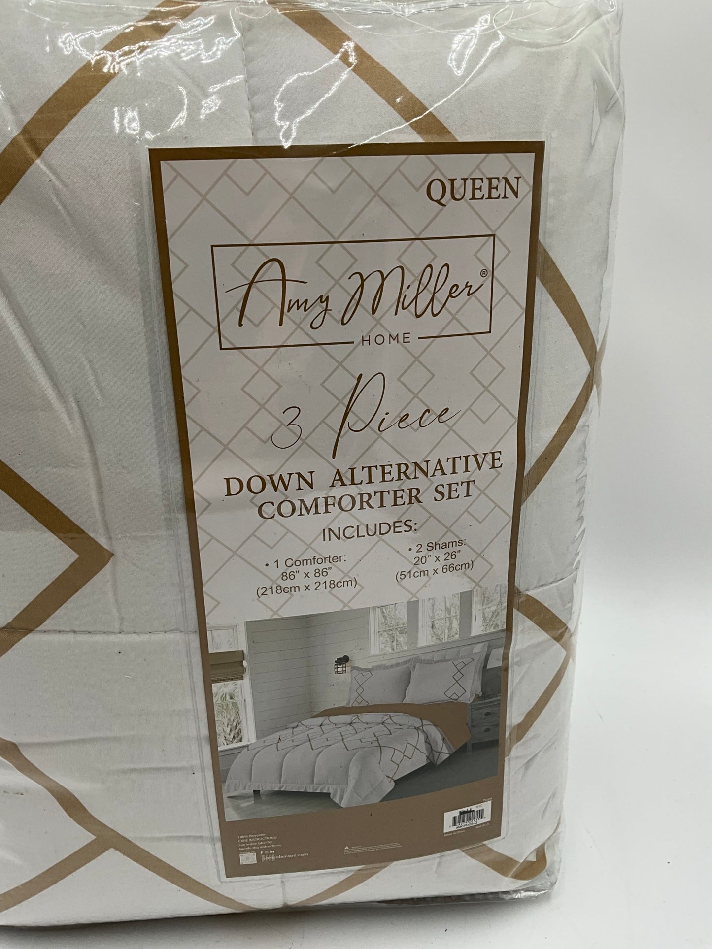 NIP Amy Miller Queen 3pc Comforter Set