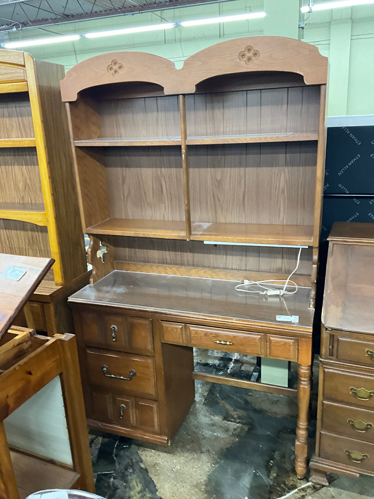 Bassett Desk with Hutch Top