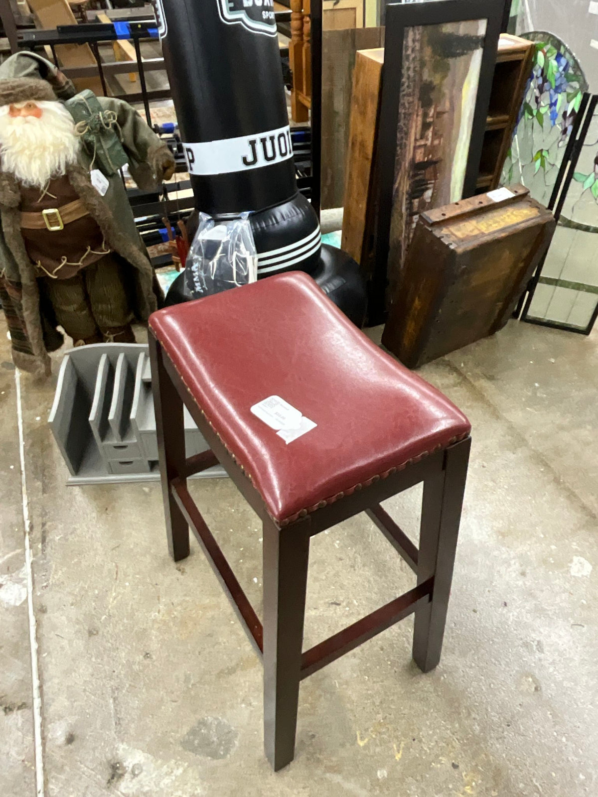Barstool