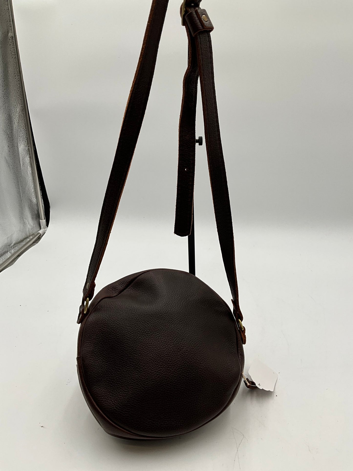 Portland Leather Round Crossbody