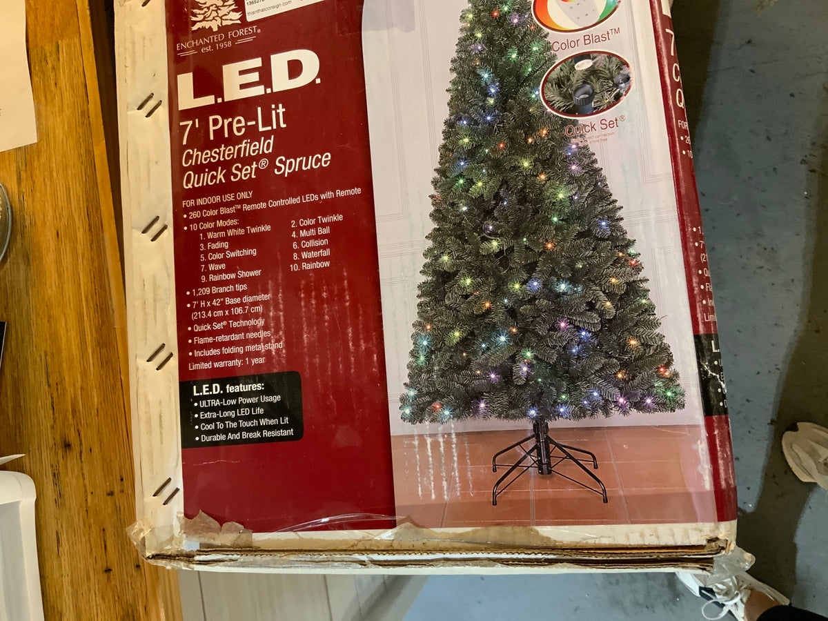 7 ft Pre-Lit Christmas Tree