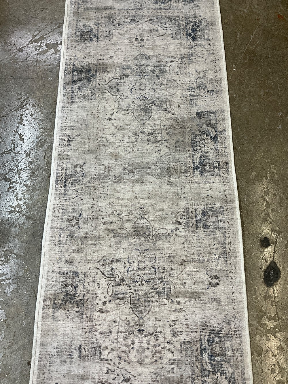 Ruggable Runner - 2.5 ft x 7 ft