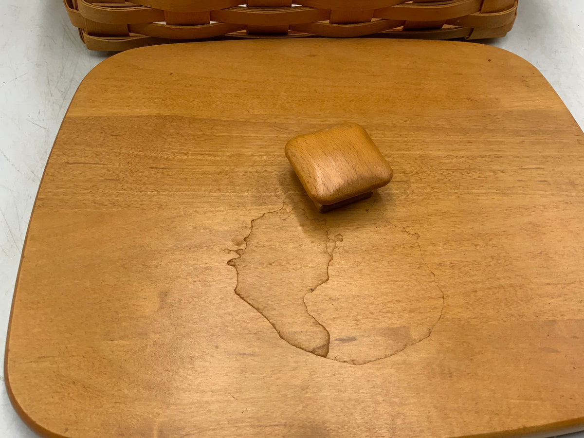 Longaberger 1998 Basket with Lid