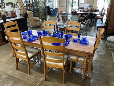 Broyhill Fontana Table w/ 6 Chairs