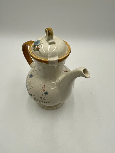 Mikasa Blue Daisies Pitcher with Lid