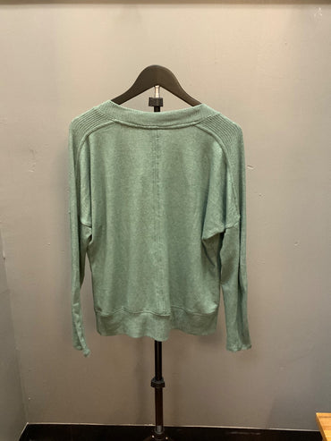 NWT Buffalo Top sz S
