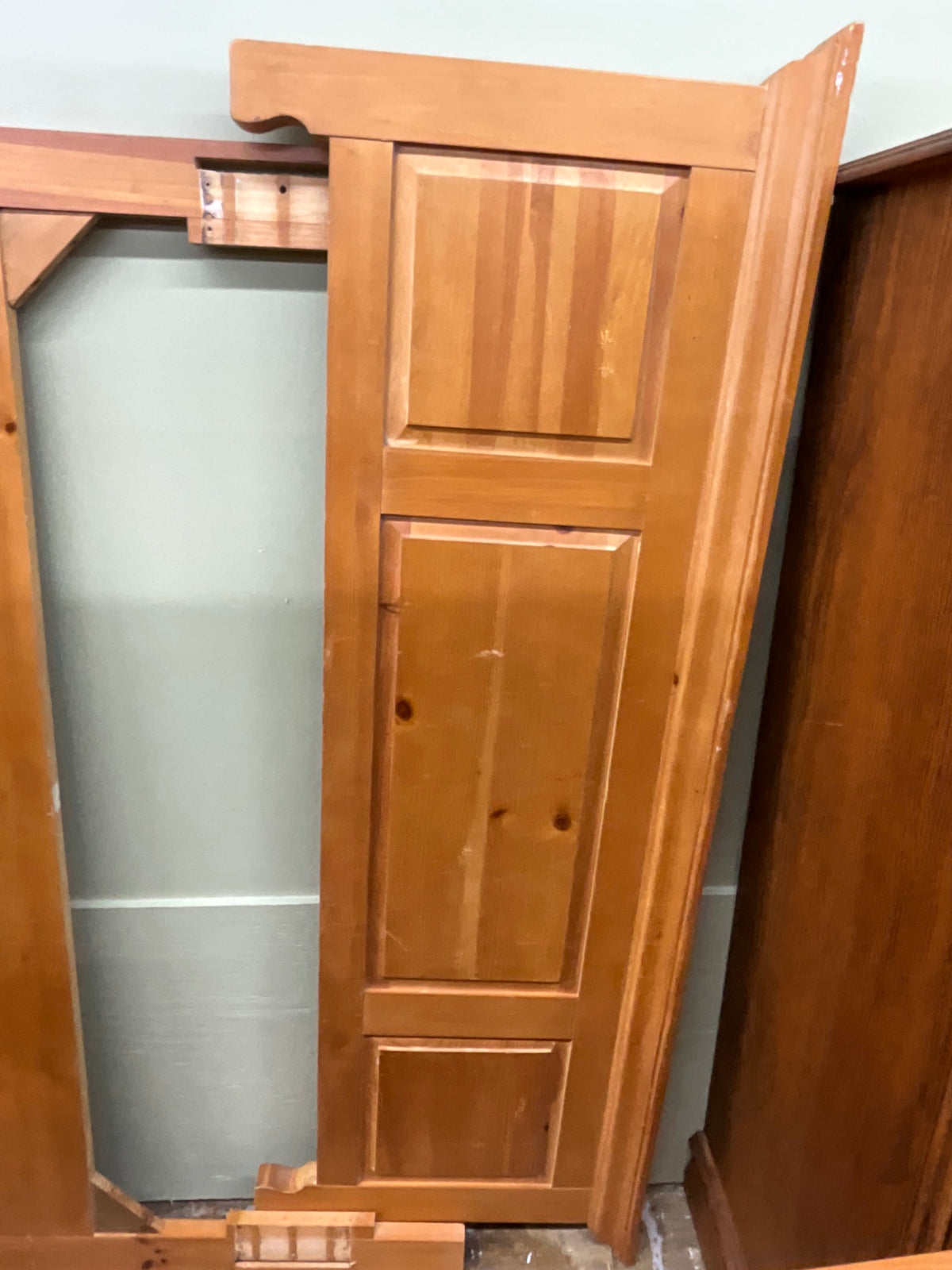 Broyhill Fontana Queen Bed
