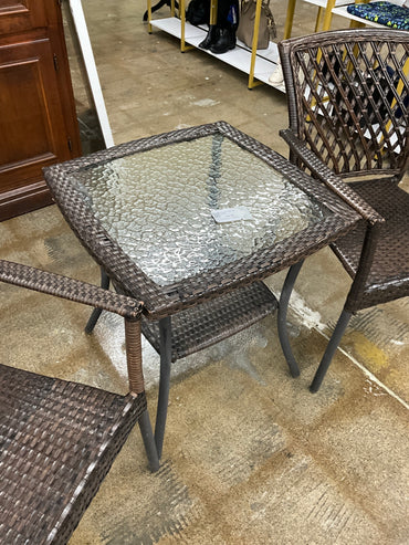 Outdoor Table w/2 Chairs