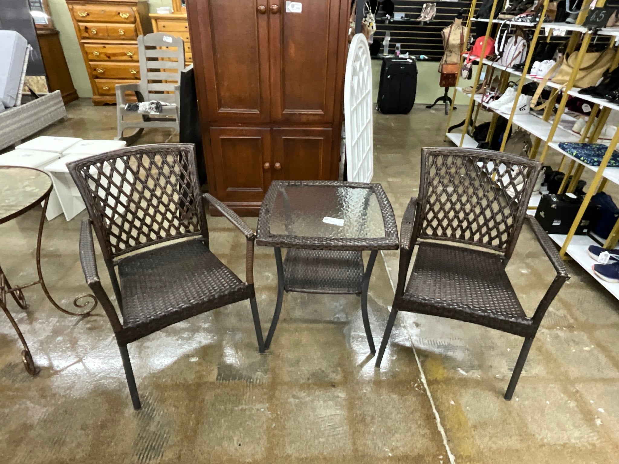 Outdoor Table w/2 Chairs
