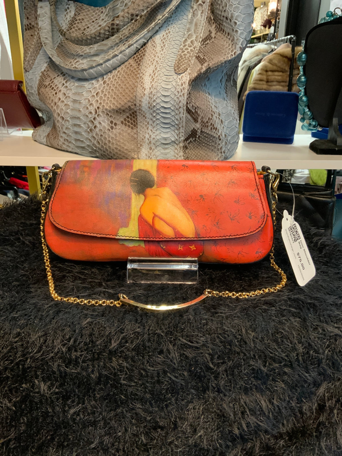 Icon Shoulder Bag