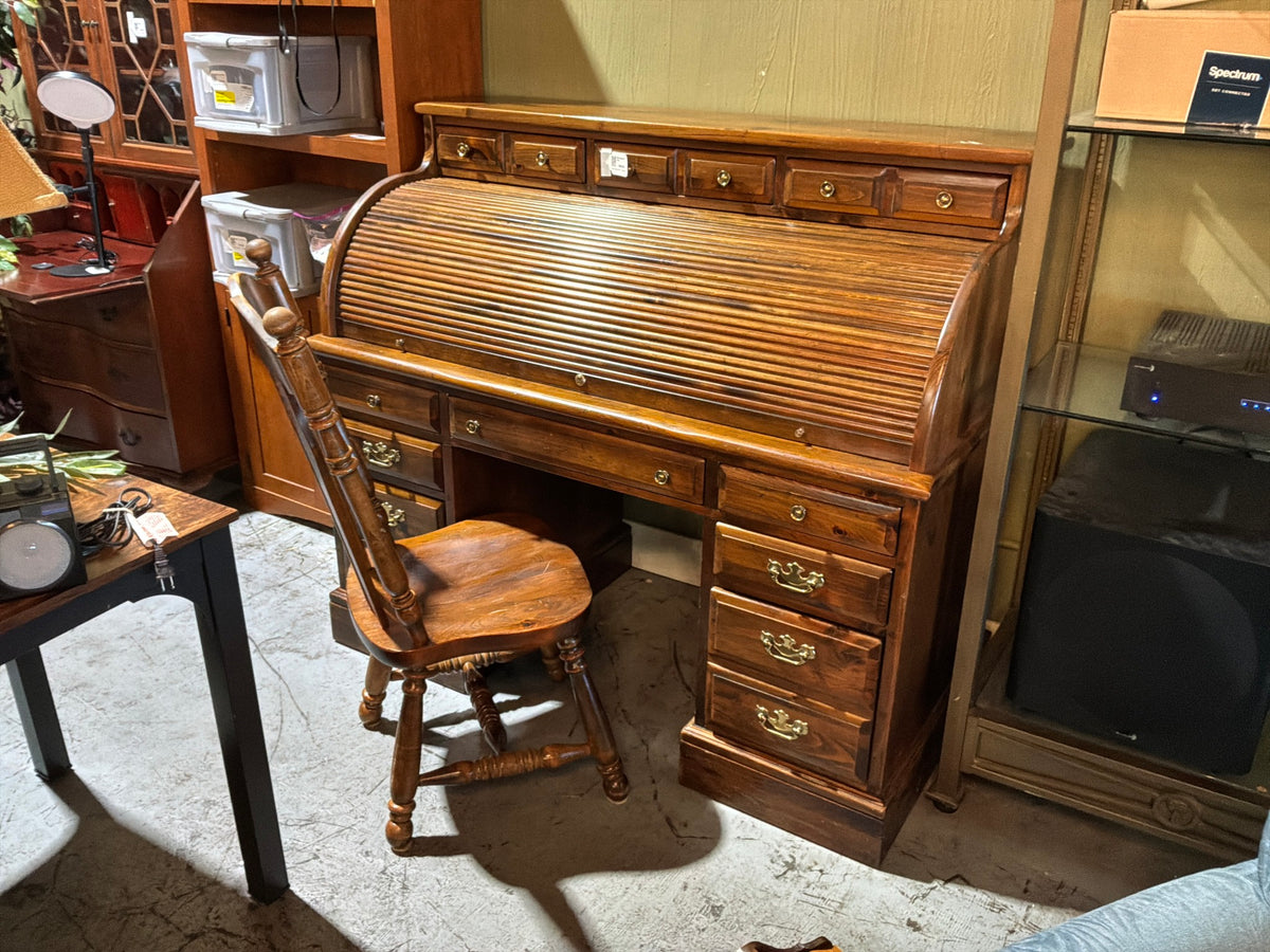 Rolltop Desk W/ Chair