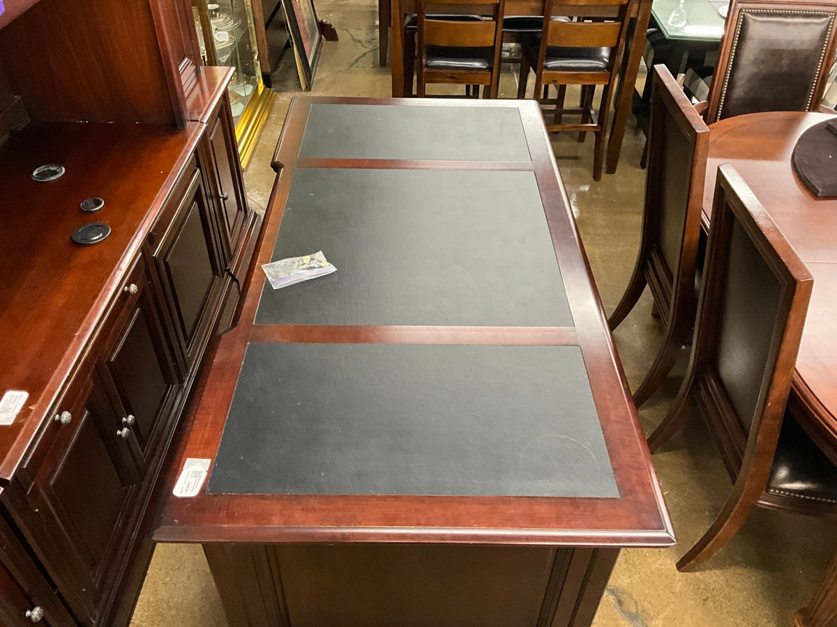 Romweber Executive Desk
