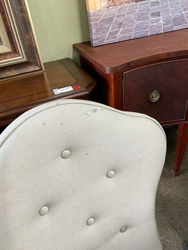 Bernhardt Table with 2 Leaves, Pads & 10 Chairs