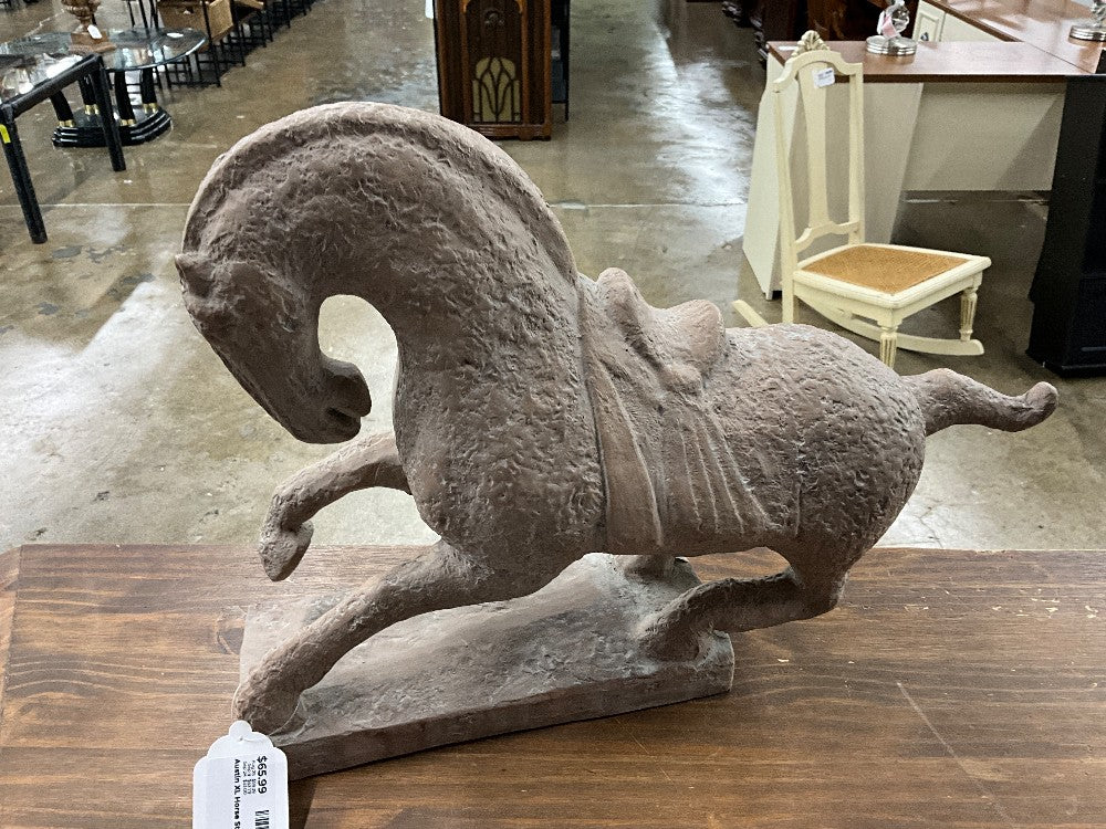 Austin XL Horse Statue
