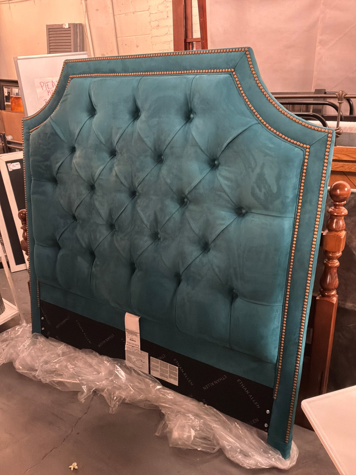 Ethan Allen Full Sz Headboard / Headboard Only