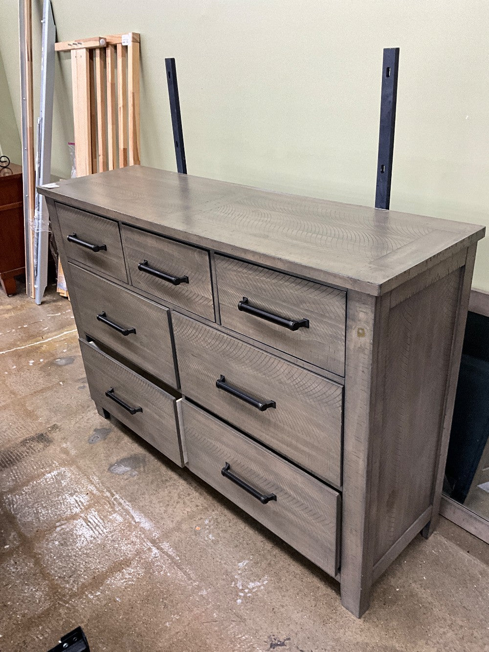 Dresser W/Mirror