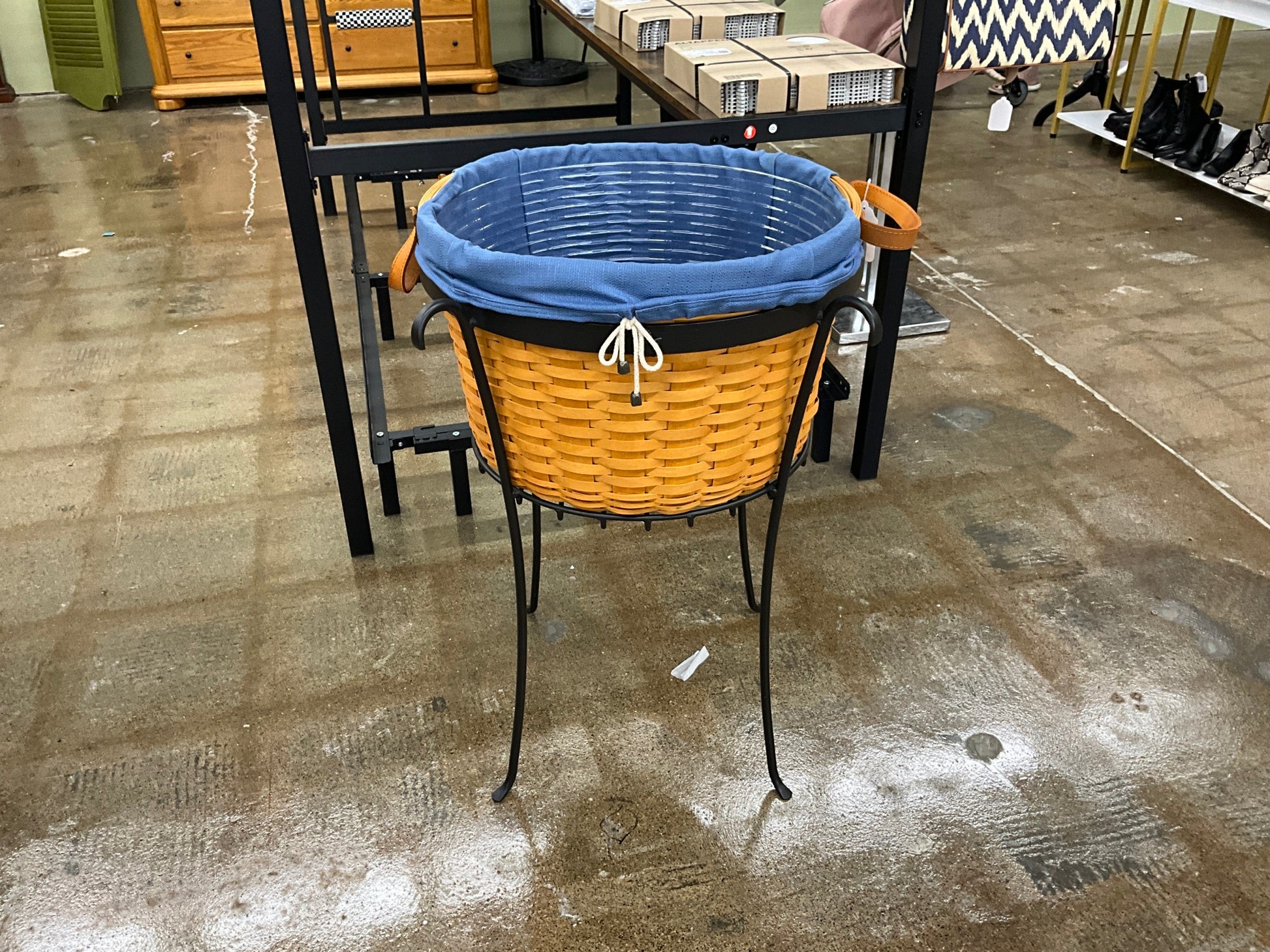 Large Longaberger Basket on Stand