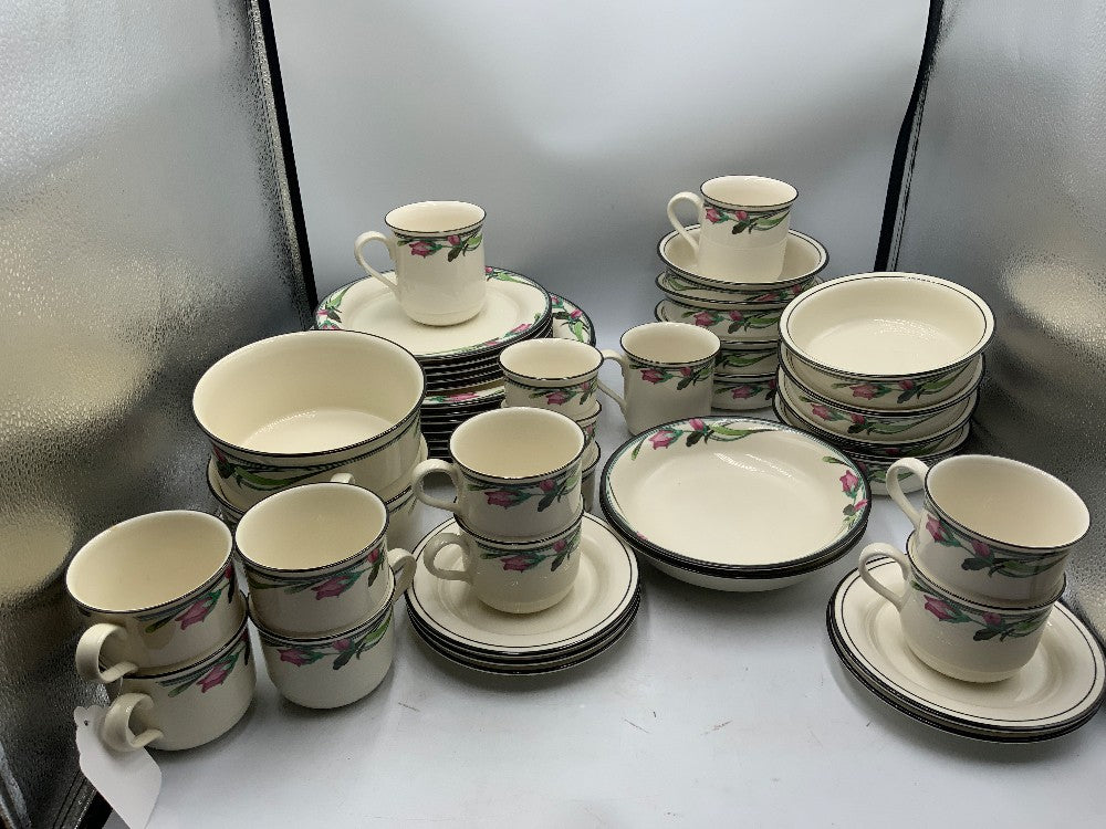 Lenox Midnight Blossom 39 pc Dish Set