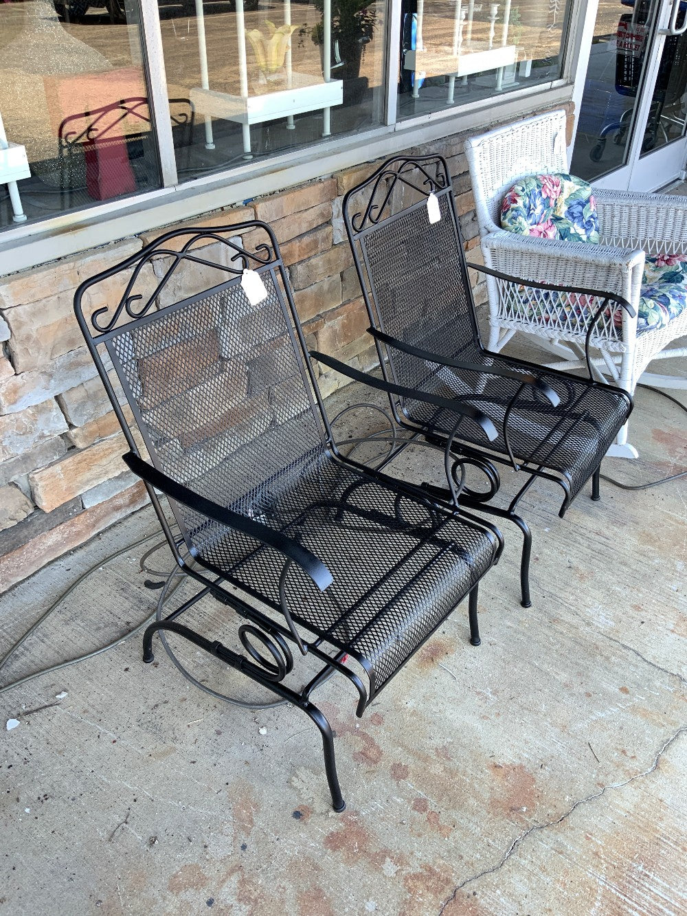 Black Wrought Iron Outdoor Chair