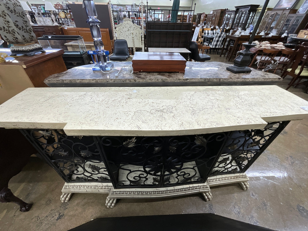 Buffet With Mirror