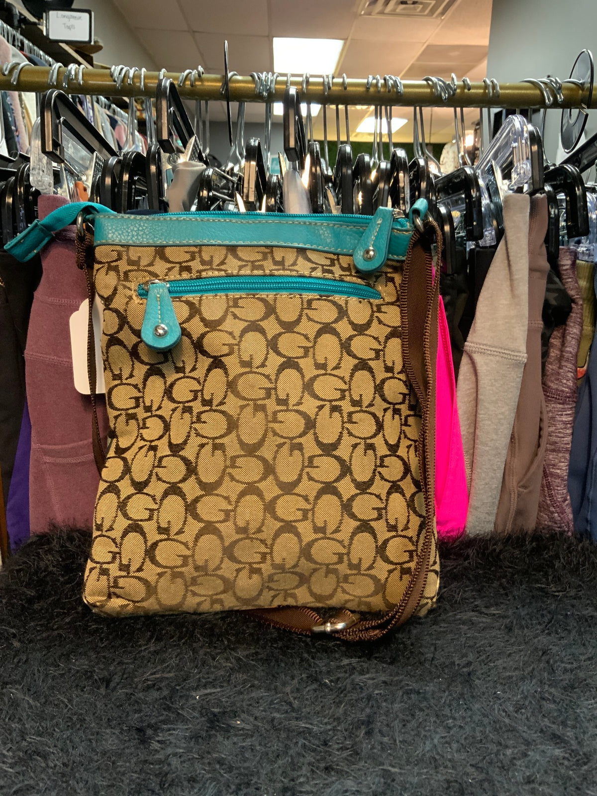Guess Crossbody