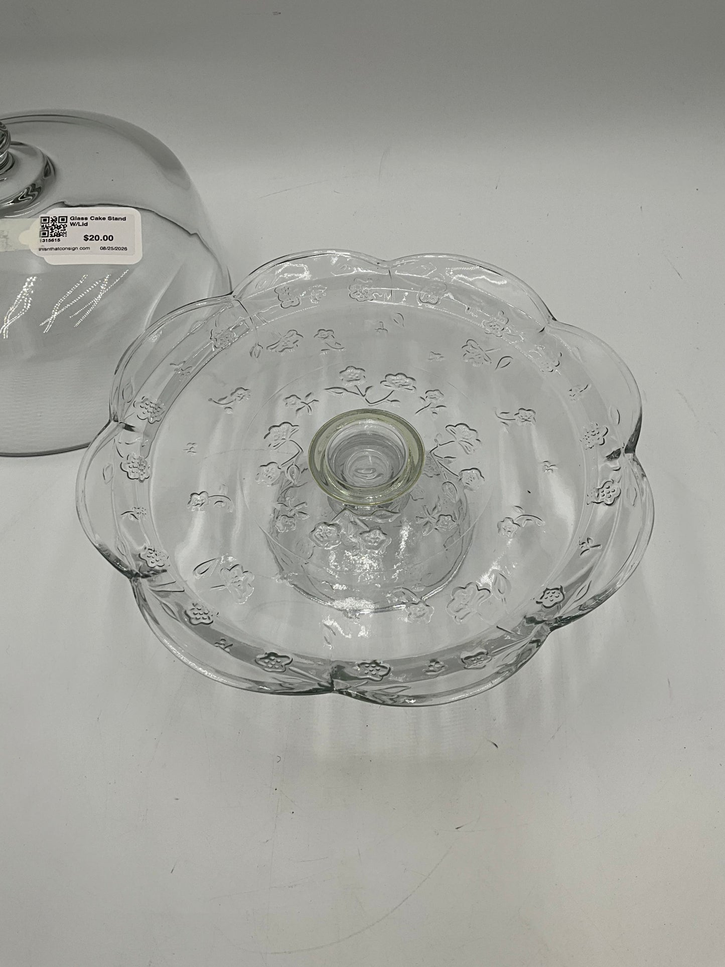 Glass Cake Stand W/Lid