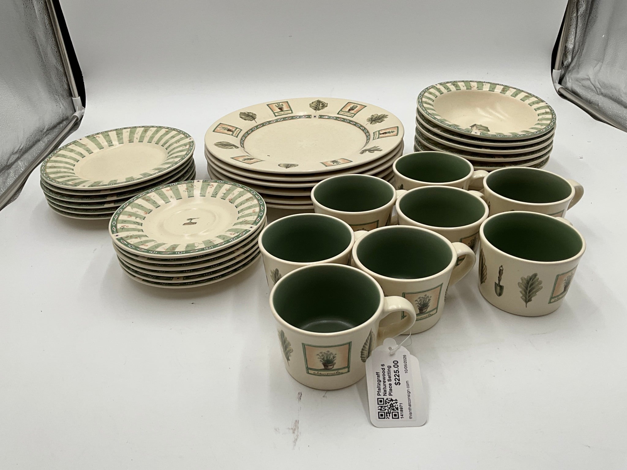Pfaltzgraff Naturewood 6 Place Setting  30pc Set