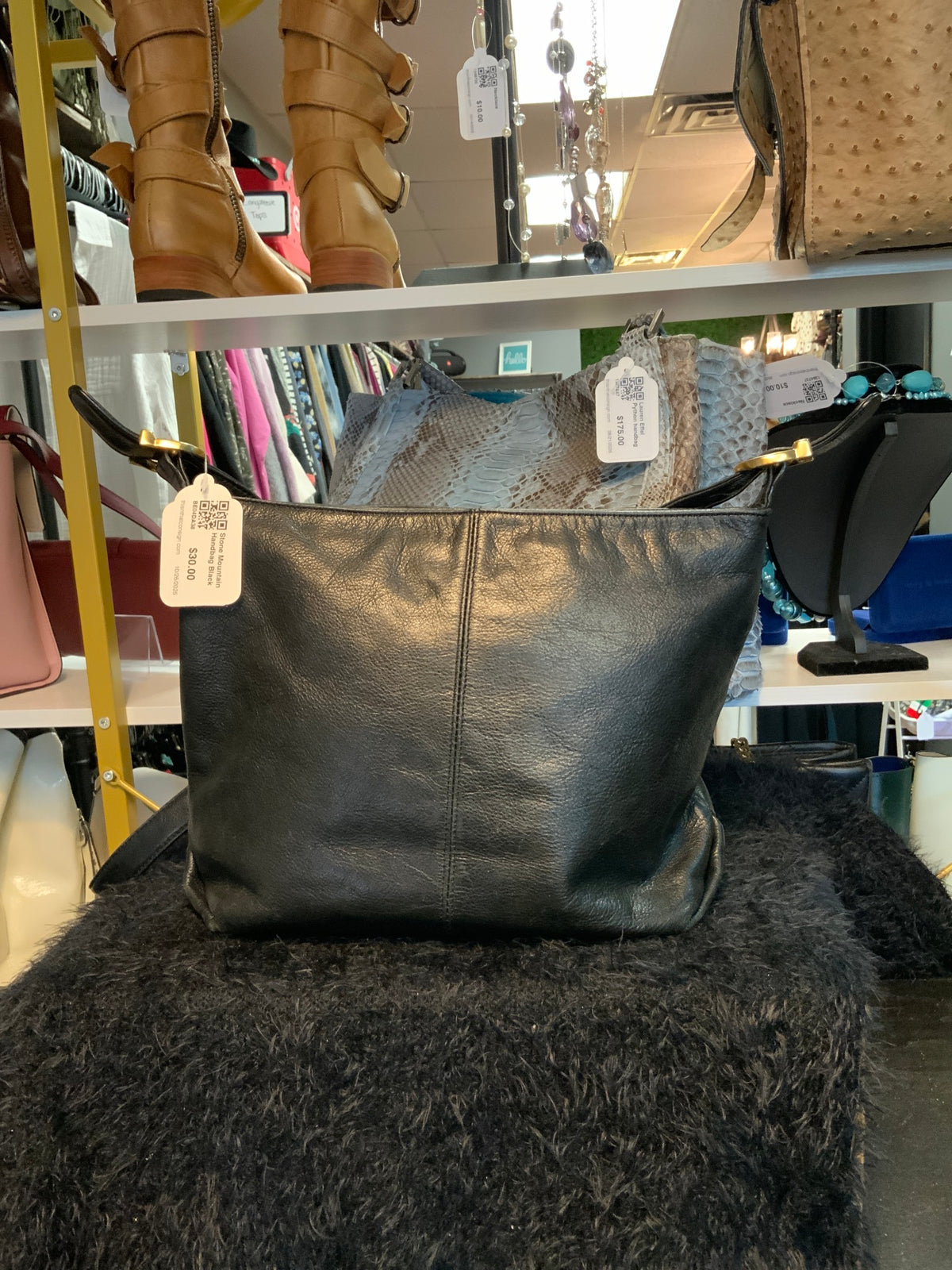 Stone Mountain Handbag Black
