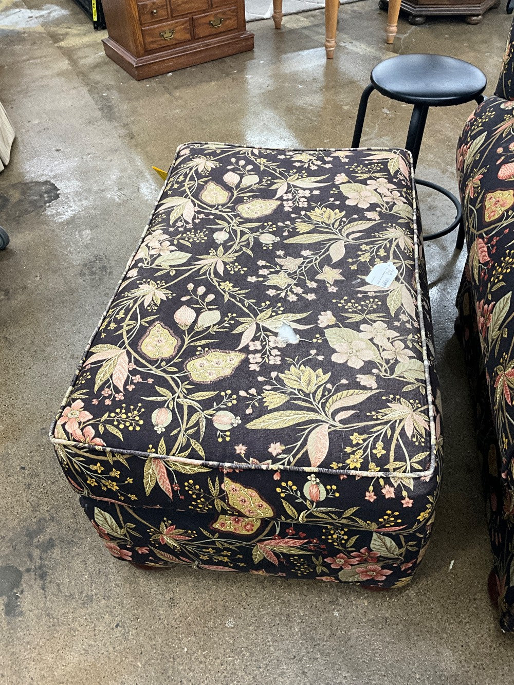 Sofa Express Ottoman *AS IS