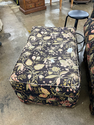 Sofa Express Ottoman *AS IS