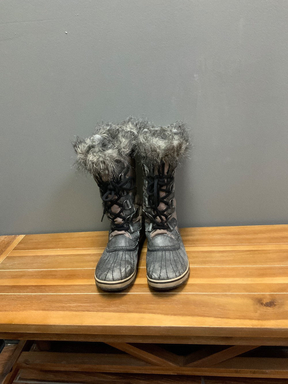 Sorel Boots Sz 9
