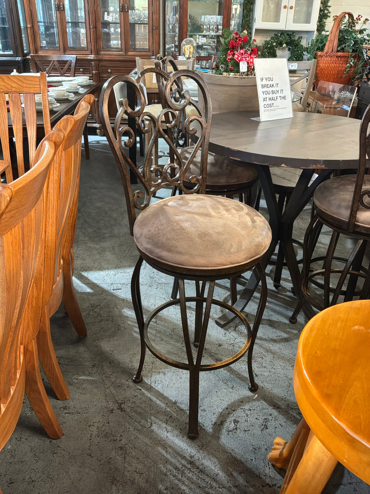 Swivel Bar Stool