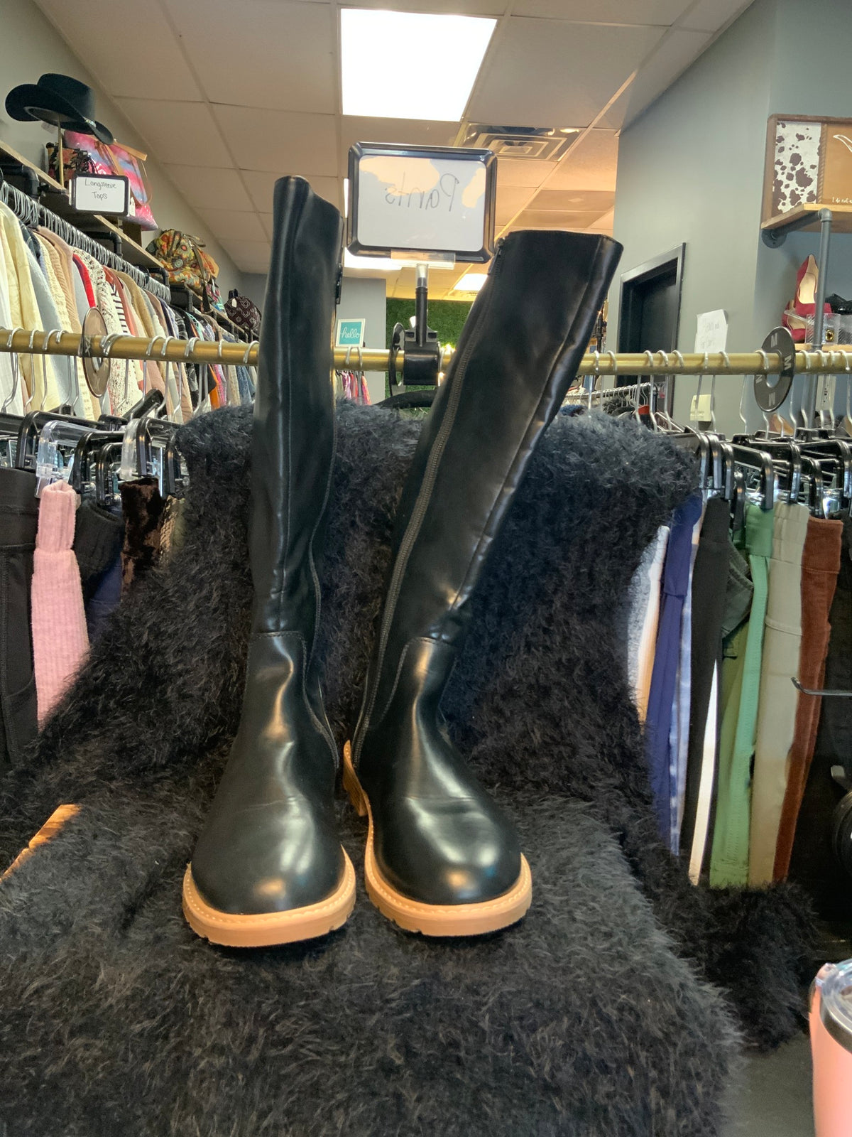 Time & Tru Boots Sz 9