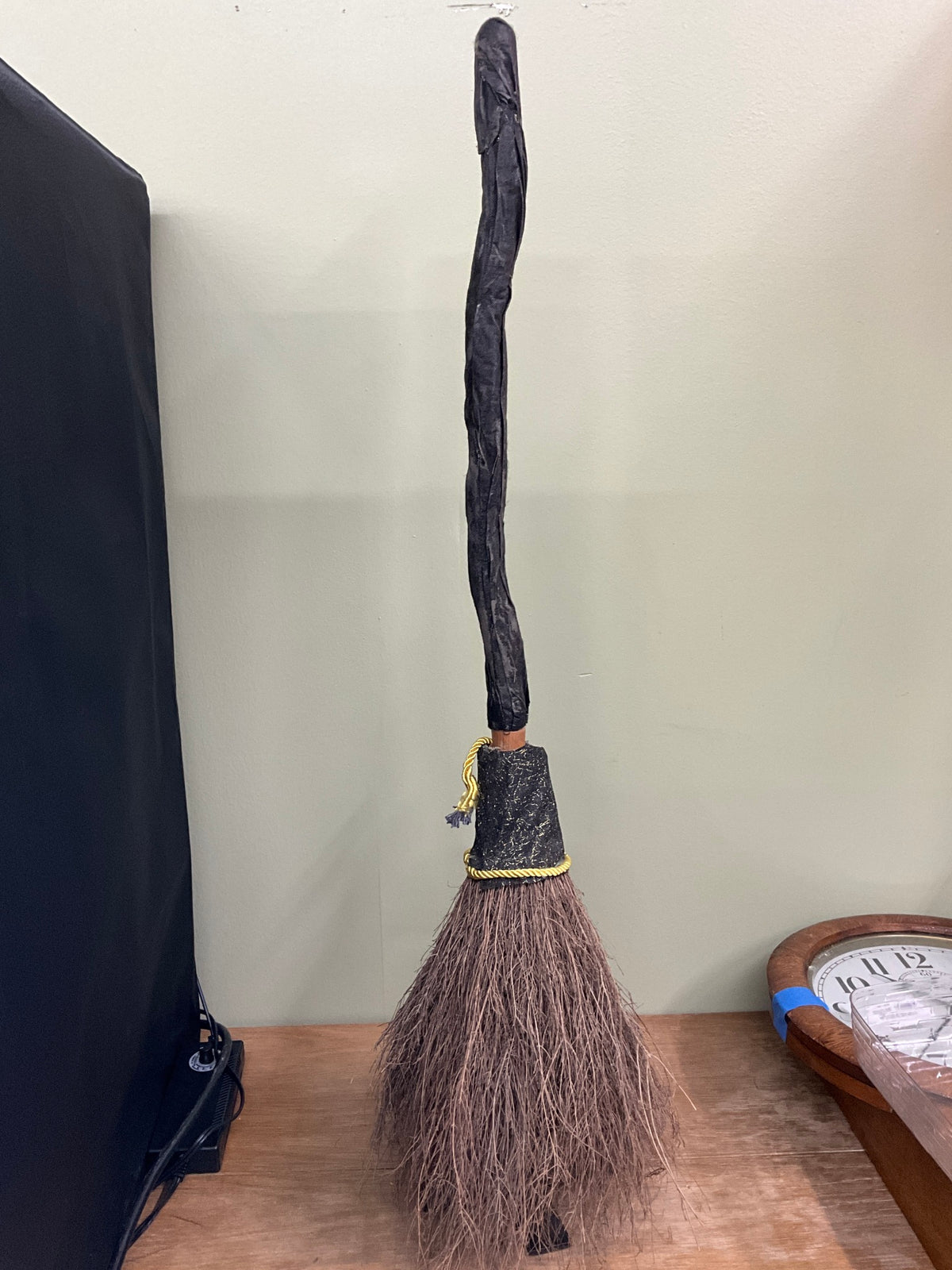 Wandering Broom